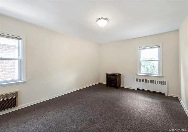 80-15B 168th Street, Jamaica Estates, NY 11432