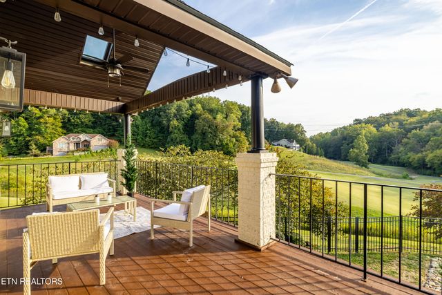 225 Bobwhite Tr, Sevierville, TN 37876