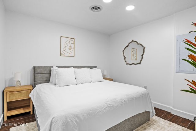 225 Bobwhite Tr, Sevierville, TN 37876