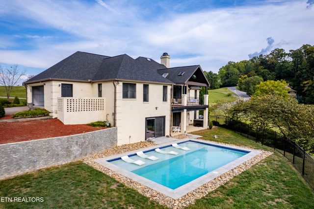225 Bobwhite Tr, Sevierville, TN 37876