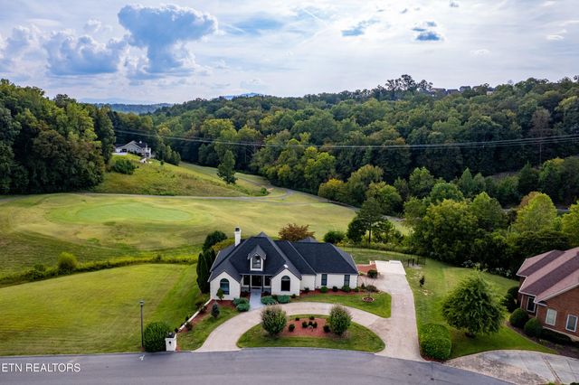 225 Bobwhite Tr, Sevierville, TN 37876