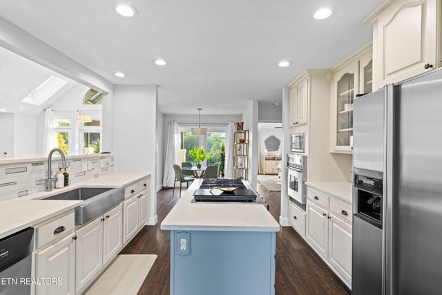 225 Bobwhite Tr, Sevierville, TN 37876