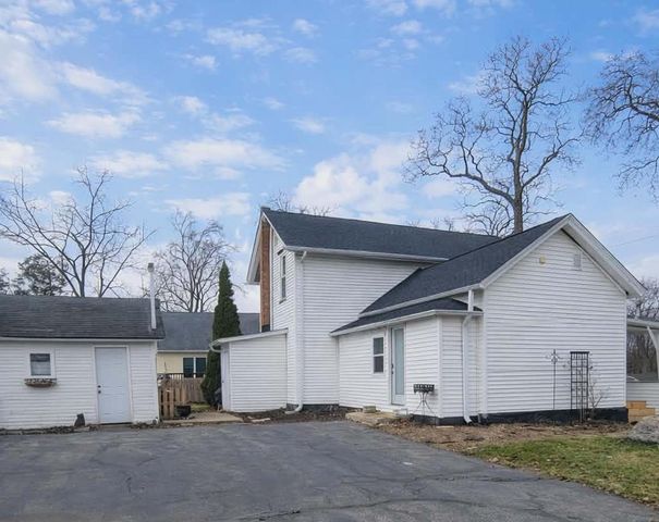 8513 12th STREET, Kenosha, WI 53144