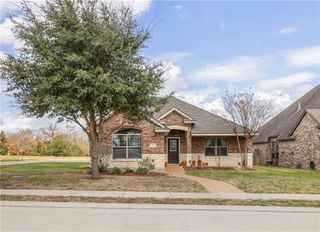 4201 Muncaster Lane, College Station, TX 77845