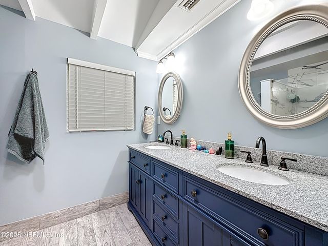 2829 GOLDENROD Circle E, Jacksonville, FL 32246