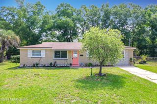 2829 GOLDENROD Circle E, Jacksonville, FL 32246