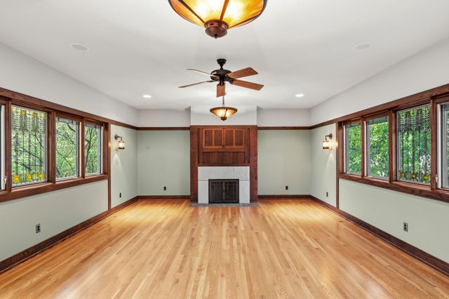 2504 SNOWBERRY CIR, Columbia, MO 65201