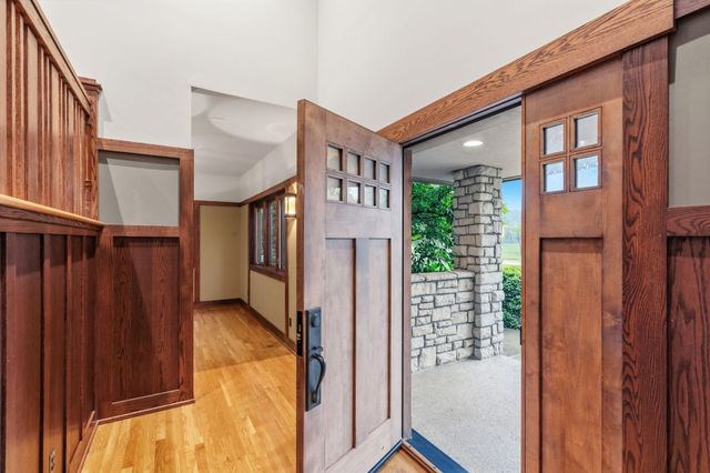 2504 SNOWBERRY CIR, Columbia, MO 65201