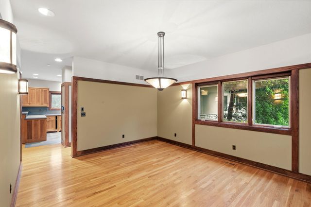 2504 SNOWBERRY CIR, Columbia, MO 65201