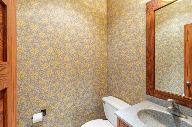 2504 SNOWBERRY CIR, Columbia, MO 65201