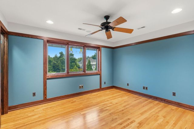 2504 SNOWBERRY CIR, Columbia, MO 65201