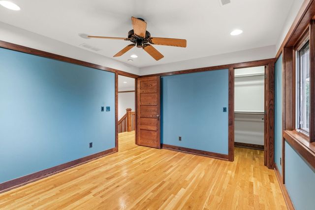 2504 SNOWBERRY CIR, Columbia, MO 65201
