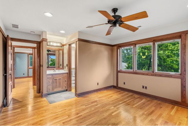 2504 SNOWBERRY CIR, Columbia, MO 65201