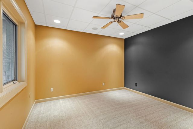2504 SNOWBERRY CIR, Columbia, MO 65201