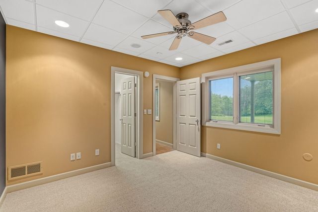 2504 SNOWBERRY CIR, Columbia, MO 65201