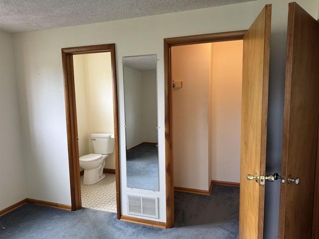 407 Silver Lake Drive, Portage, WI 53901