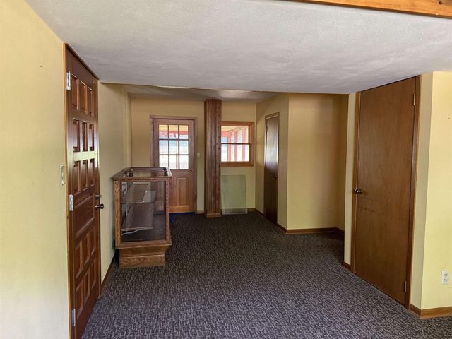 407 Silver Lake Drive, Portage, WI 53901