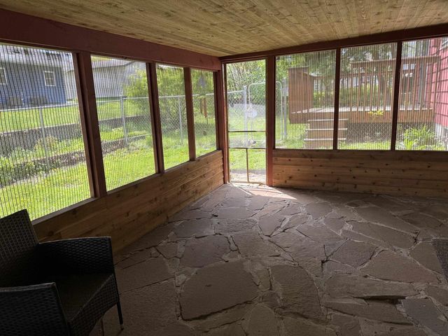 407 Silver Lake Drive, Portage, WI 53901