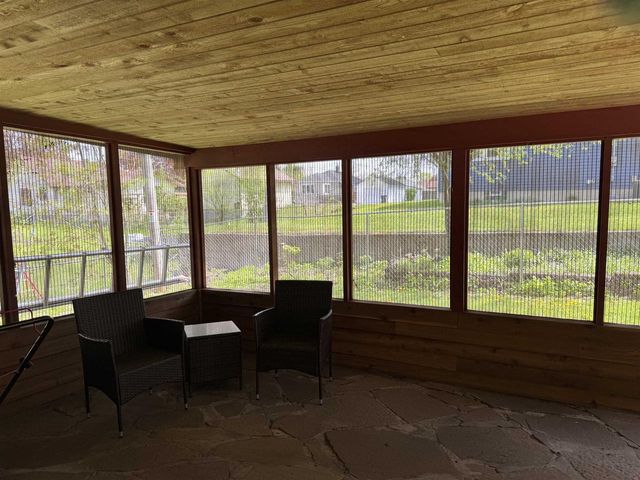407 Silver Lake Drive, Portage, WI 53901