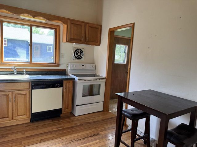 407 Silver Lake Drive, Portage, WI 53901