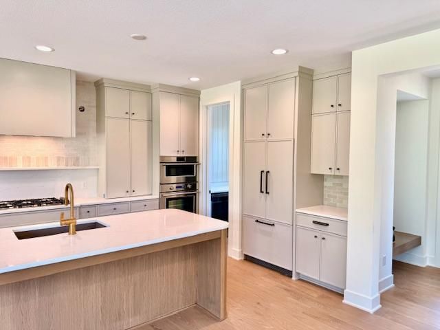 XXX2 Timberland Trail, Eden Prairie, MN 55347