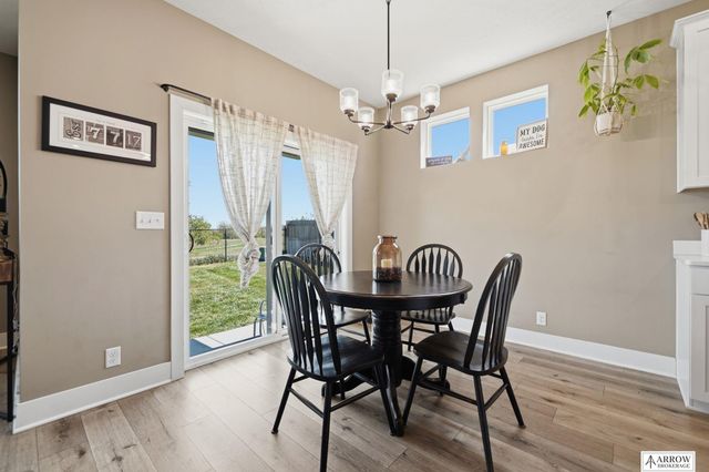 350 Kristi Lane, Hickman, NE 68372