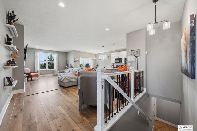 350 Kristi Lane, Hickman, NE 68372