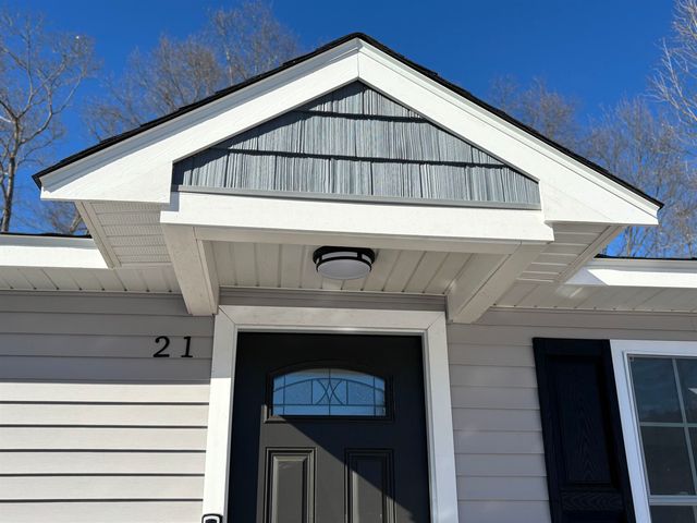 21 Kapper Drive, Winchester, NH 03470