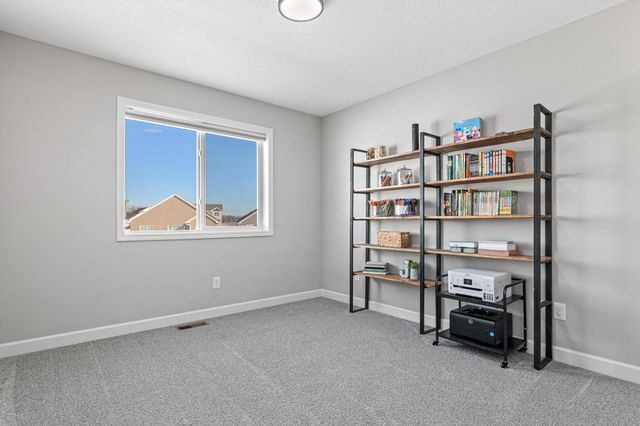 2501 Pioneer Trail, Buffalo, MN 55313