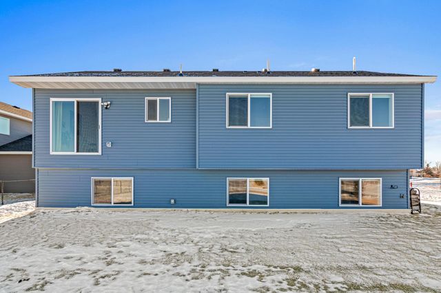 2501 Pioneer Trail, Buffalo, MN 55313