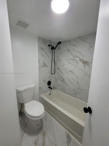 2881 N Oakland Forest Dr 309, Oakland Park, FL 33309