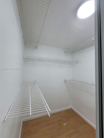 2881 N Oakland Forest Dr 309, Oakland Park, FL 33309