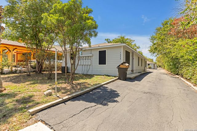 1655 Amanda, San Antonio, TX 78210
