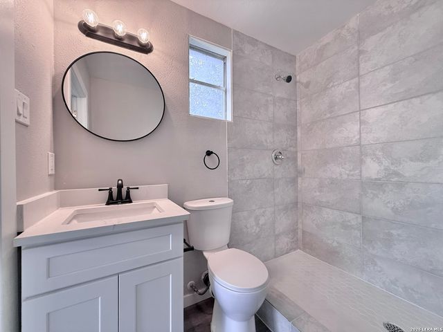 4535 Lark, San Antonio, TX 78228