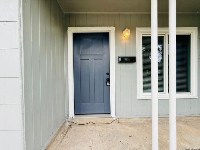 4535 Lark, San Antonio, TX 78228