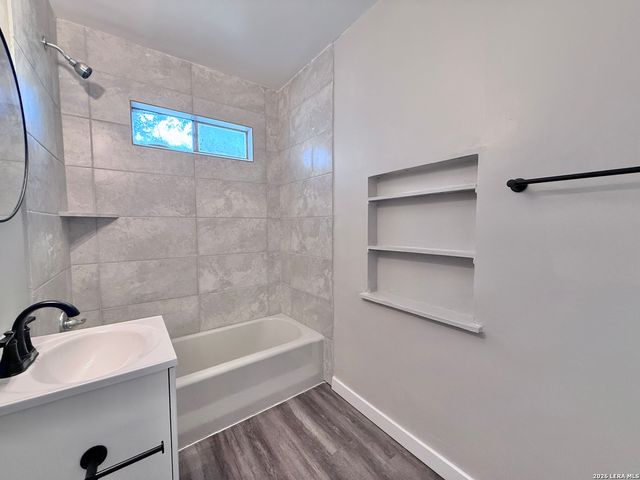 4535 Lark, San Antonio, TX 78228