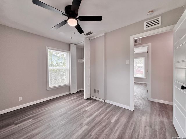 4535 Lark, San Antonio, TX 78228