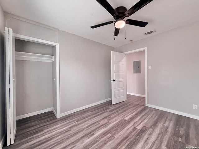 4535 Lark, San Antonio, TX 78228