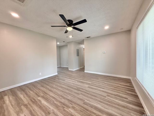 4535 Lark, San Antonio, TX 78228