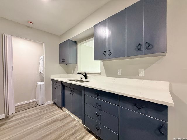 4535 Lark, San Antonio, TX 78228