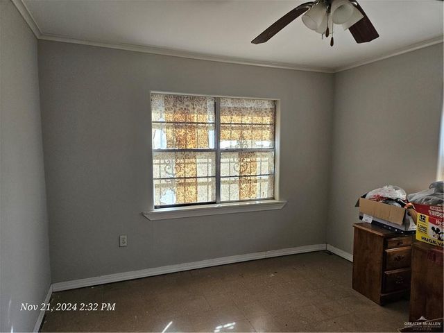 807 N Louisiana Avenue, Weslaco, TX 78596