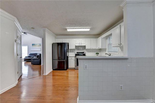2210 Ashley Crossing Court, Lawrenceville, GA 30043