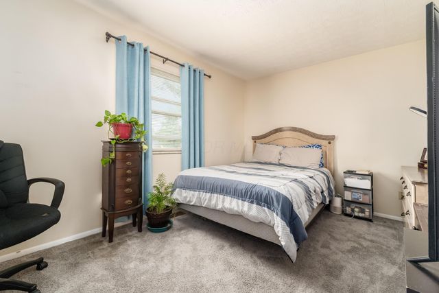 6065 Batavia Road, Westerville, OH 43081