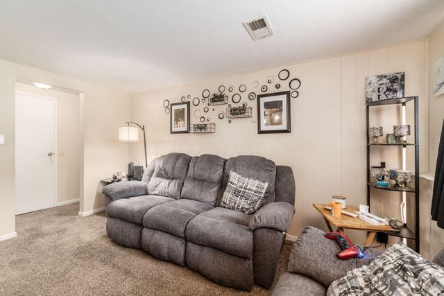 6065 Batavia Road, Westerville, OH 43081