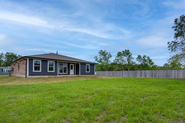 6714 Scott Street, Liverpool, TX 77577