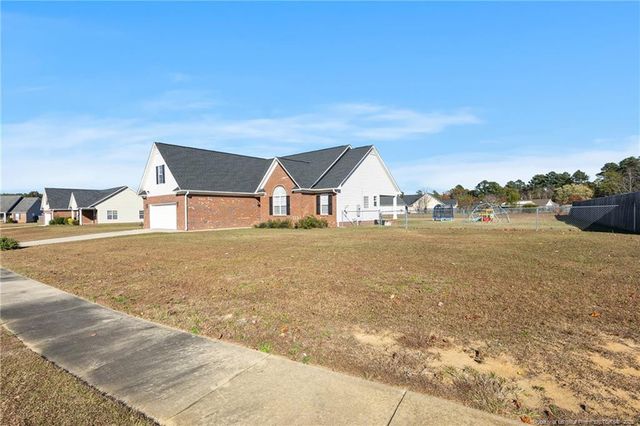 111 Kennedy Drive, Raeford, NC 28376
