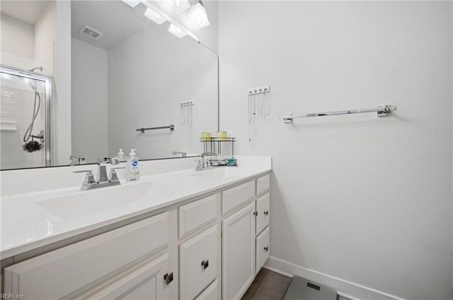 908 Hornswaggle WAY, Chesapeake, VA 23323