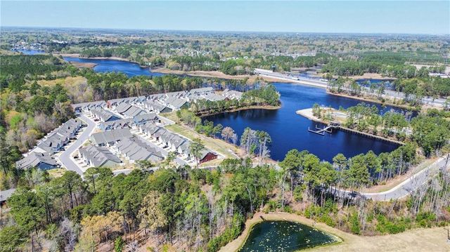 908 Hornswaggle WAY, Chesapeake, VA 23323