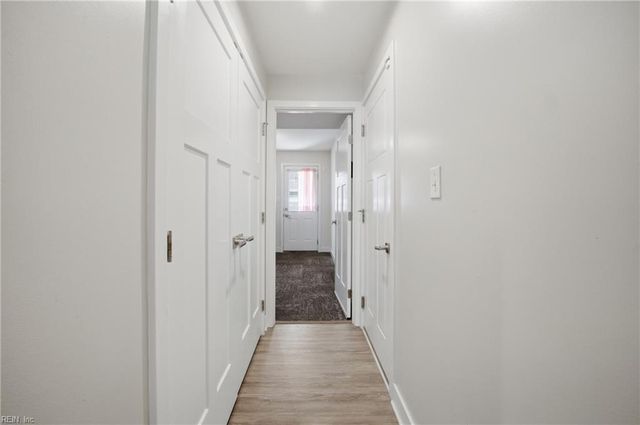 908 Hornswaggle WAY, Chesapeake, VA 23323