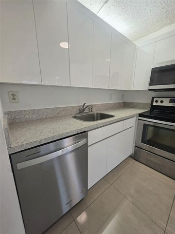 20105 NE 3rd Court 6, Miami, FL 33179